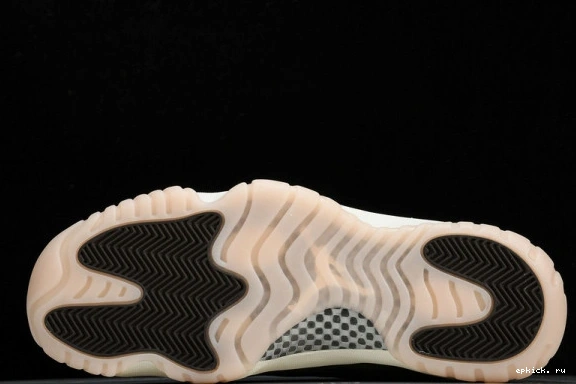 Rep EP Jordan AR0715-101 Retro  Neapolitan AR0715-101  11 0509